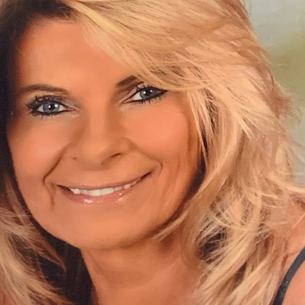 Meet your Posher, Chrissy